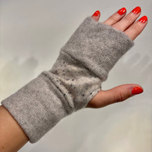 Load image into Gallery viewer, Flip Mitts