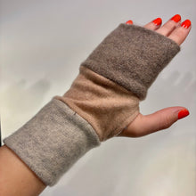 Load image into Gallery viewer, Flip Mitts