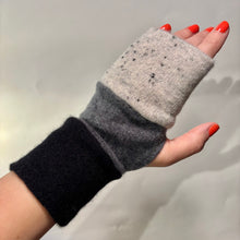 Load image into Gallery viewer, Flip Mitts