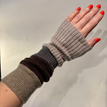 Load image into Gallery viewer, Ribbed Recycled Cashmere Sleeves