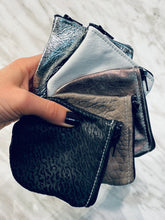 Load image into Gallery viewer, Leather XS Zipper Pouch