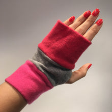 Load image into Gallery viewer, Flip Mitts