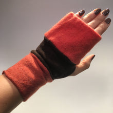 Load image into Gallery viewer, Flip Mitts