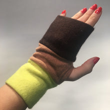 Load image into Gallery viewer, Flip Mitts