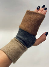 Load image into Gallery viewer, Flip Mitts