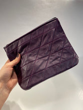 Load image into Gallery viewer, Quilted Leather Pouches