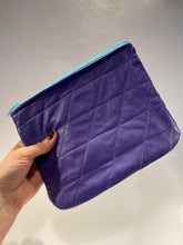 Load image into Gallery viewer, Quilted Leather Pouches
