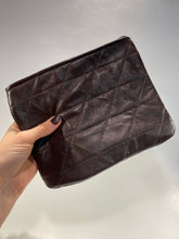 Load image into Gallery viewer, Quilted Leather Pouches