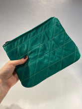 Load image into Gallery viewer, Quilted Leather Pouches
