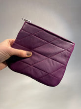 Load image into Gallery viewer, Medium Quilted Recycled Leather Zipper Pouch