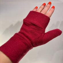 Load image into Gallery viewer, Fingerless Mittens *ONLINE EXCLUSIVE STYLE*
