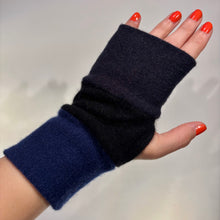 Load image into Gallery viewer, Flip Mitts
