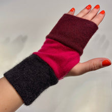 Load image into Gallery viewer, Flip Mitts
