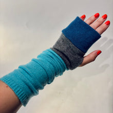 Load image into Gallery viewer, Arm Warmers
