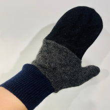 Load image into Gallery viewer, Cashmere Mittens
