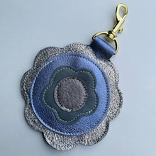 Load image into Gallery viewer, **Bag Charms - Flowers**
