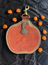 Load image into Gallery viewer, **Spooky Season Bag Charms**
